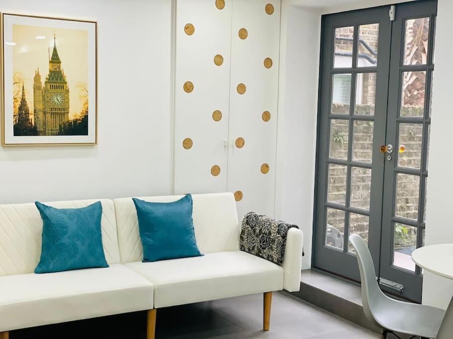 Ferienhaus Beautiful House In Little Venice London