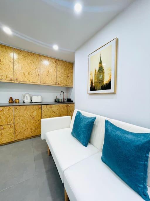 Beautiful House In Little Venice Ferienhaus