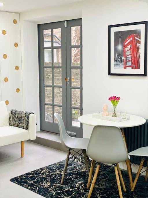 Beautiful House In Little Venice * London