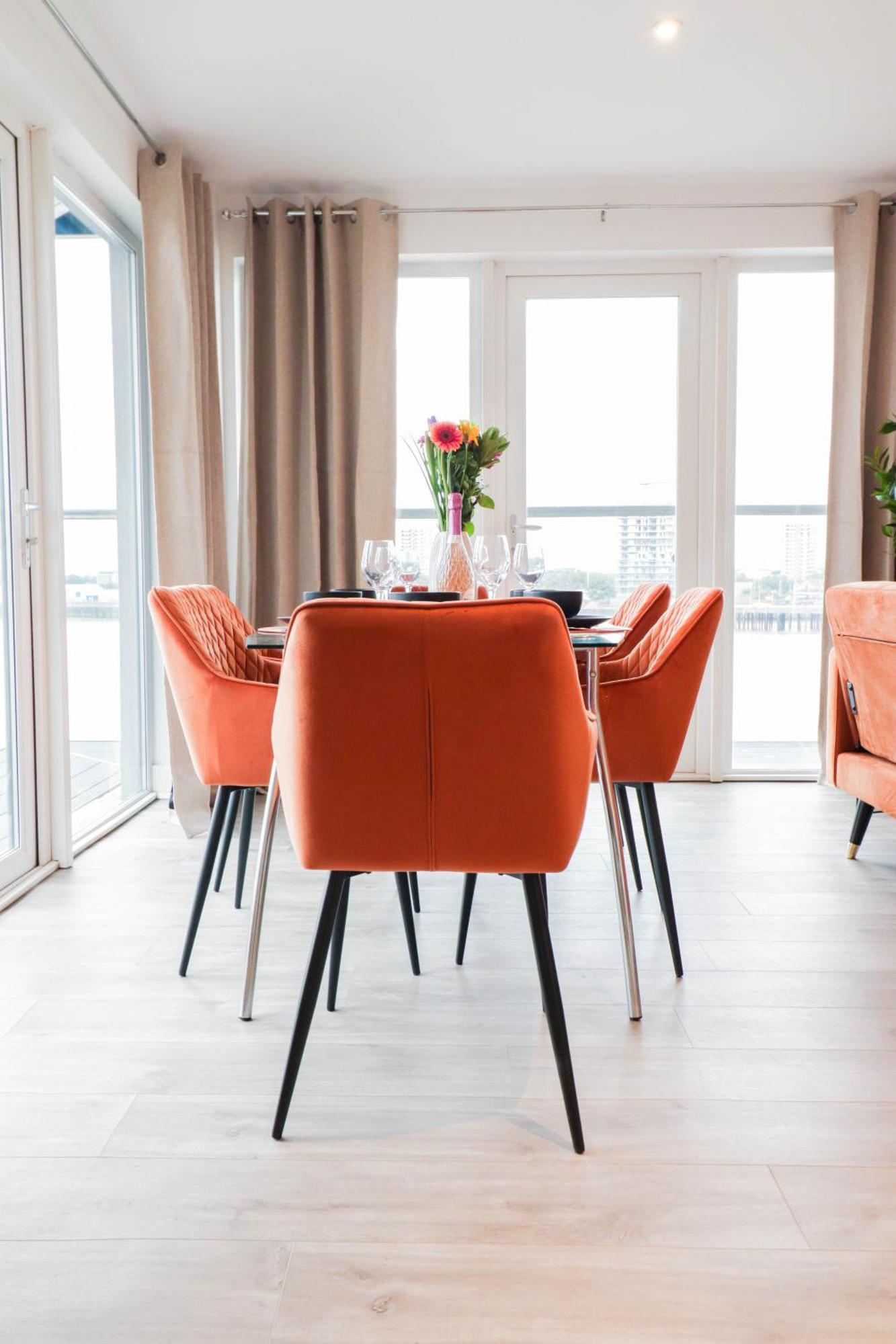 Appartement Stunning 2 Bedroom Riverside Londres