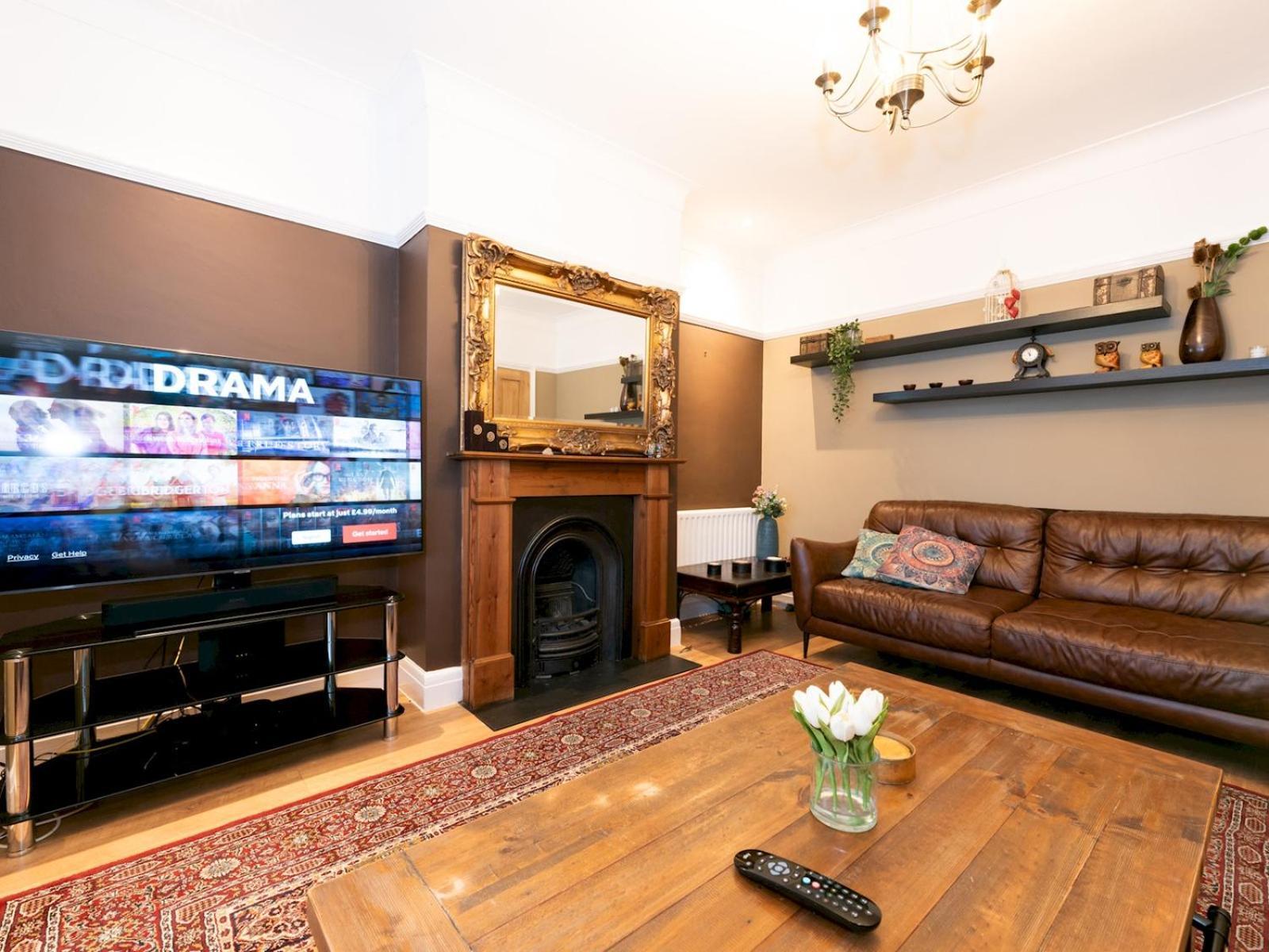 Hébergement de vacances Spacious 4-bed House Direct Link To Pass The Keys
