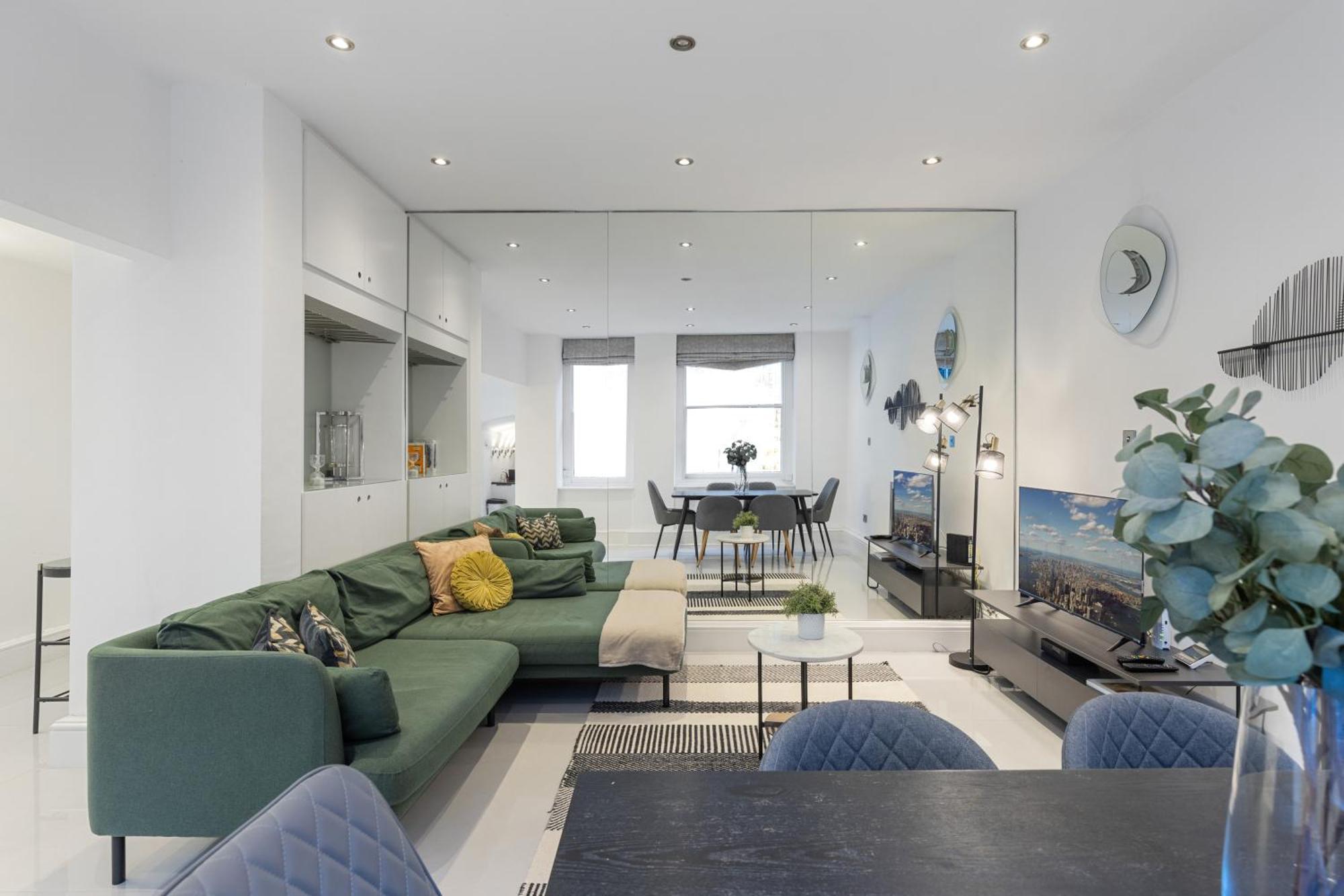Heavenly Stays, Kensington, Luxurious 3-bd Oasis Appartement