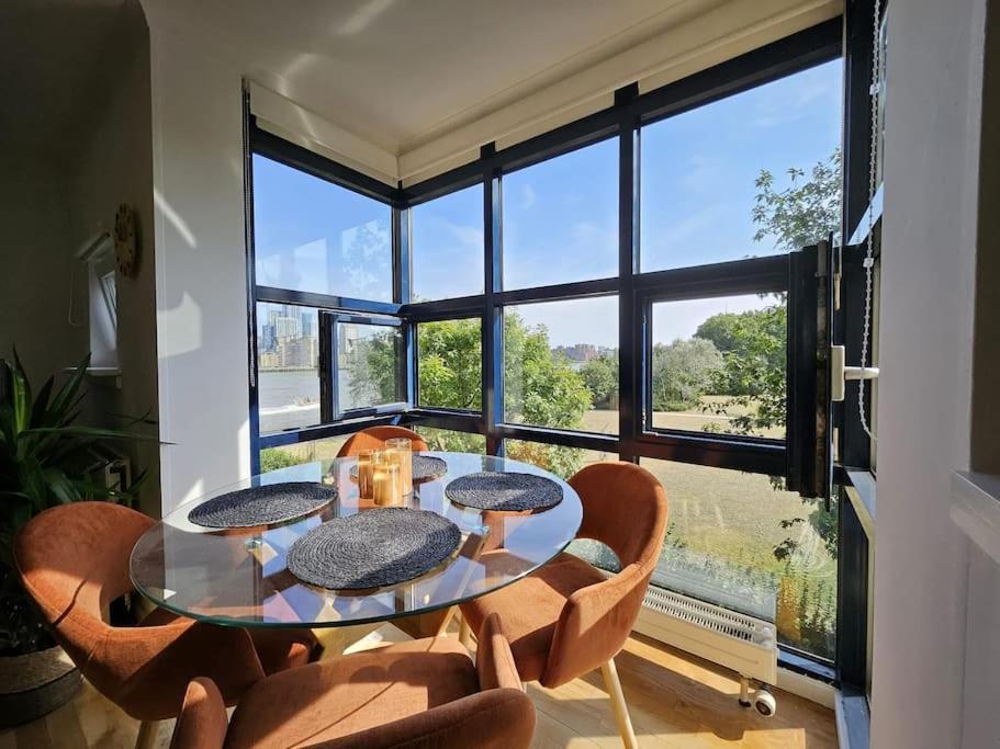 Pad On Thames Apartamento
