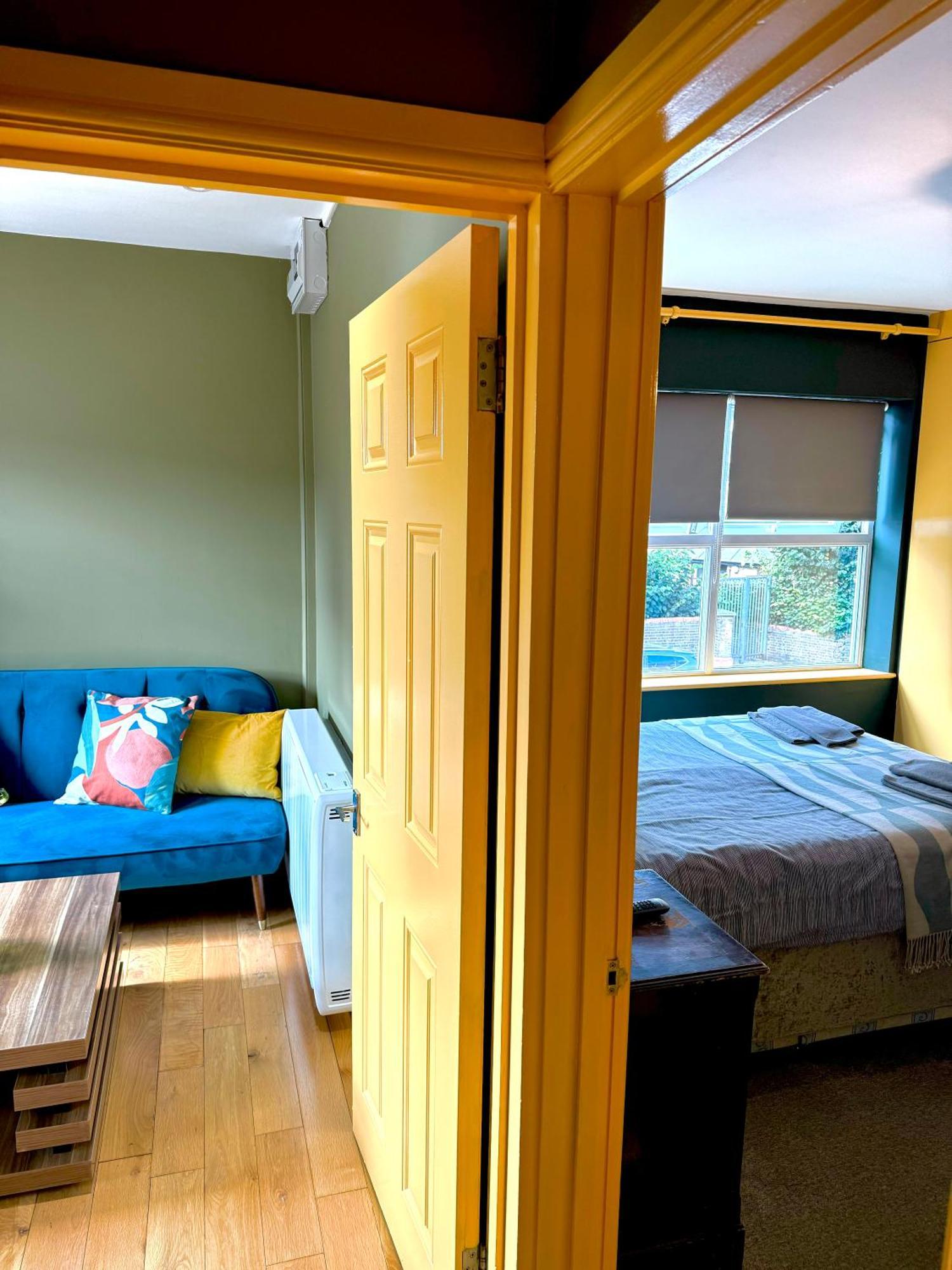 Apartment A Lovely 1 Bedroom Flat / Modern-cosy