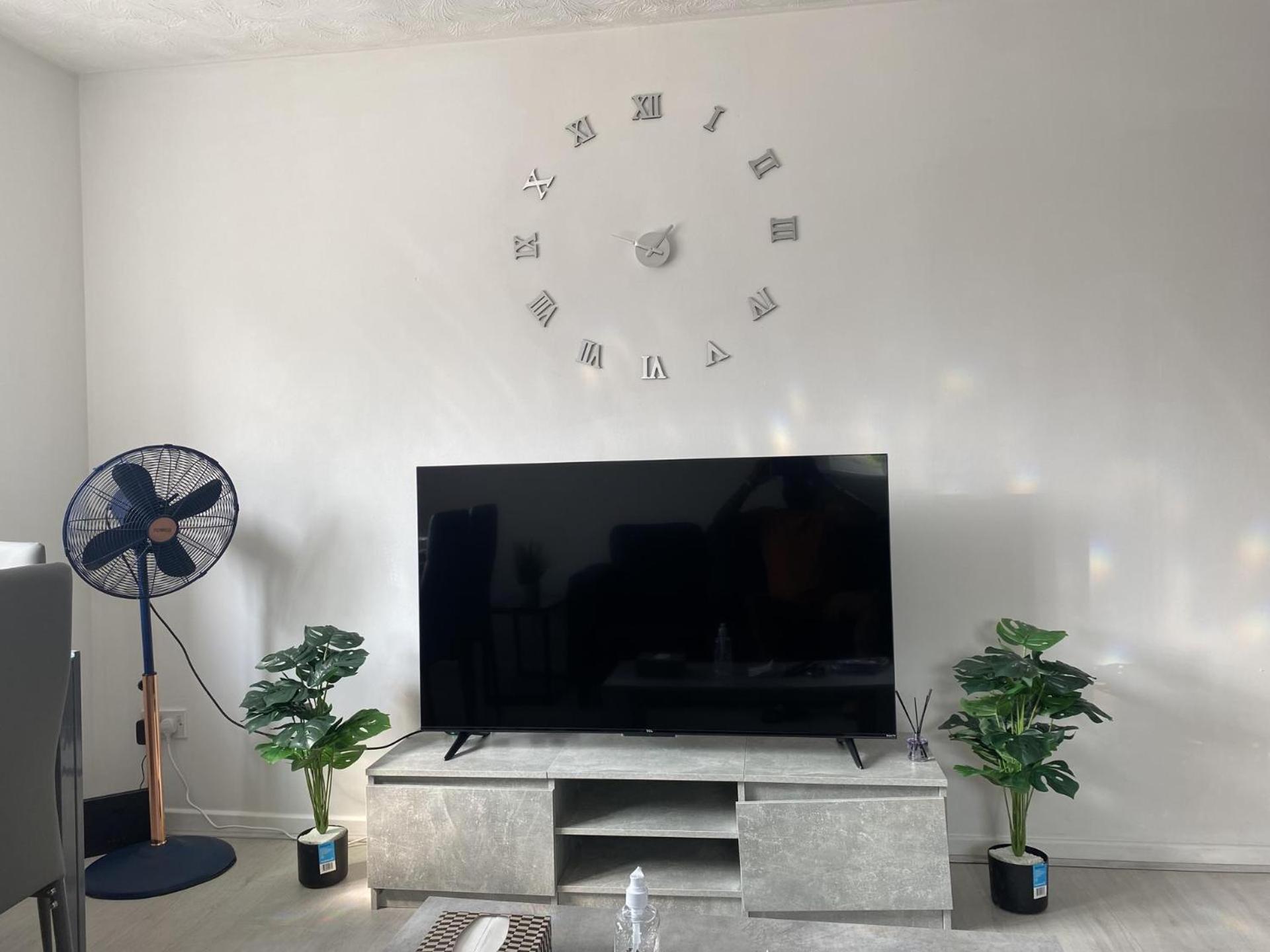 Apartment Beckton Docklands - 1 Bedroom - Sleeps 4 - Wifi *