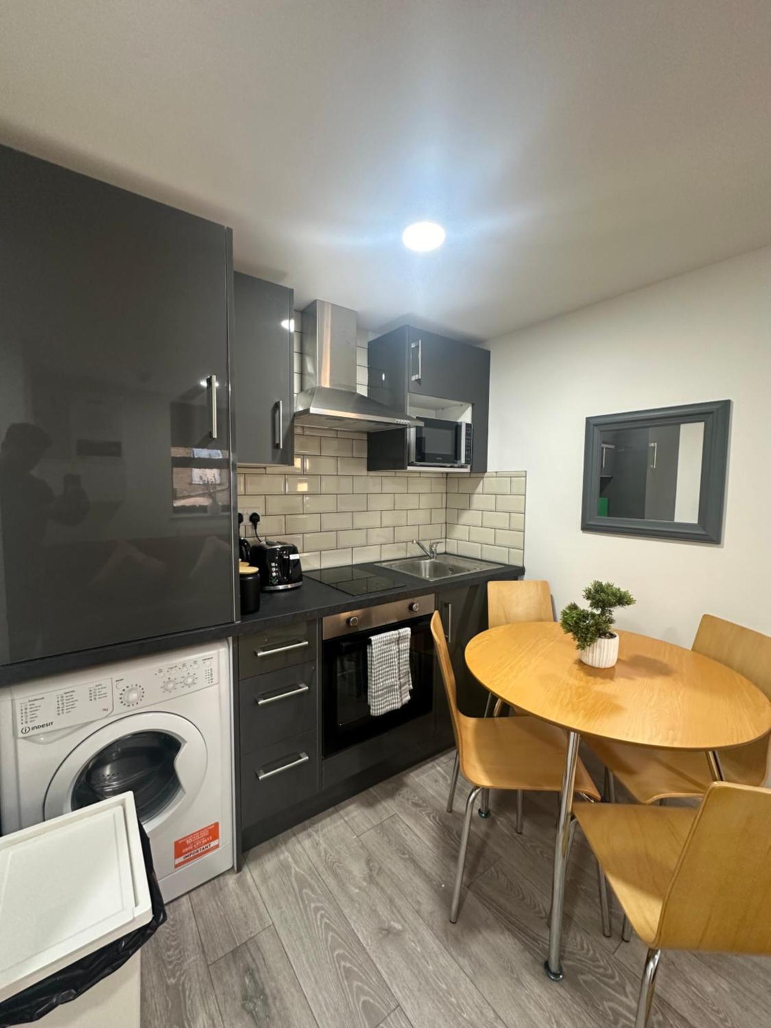 Luxury Flat In London! E1!f3 Apartment London