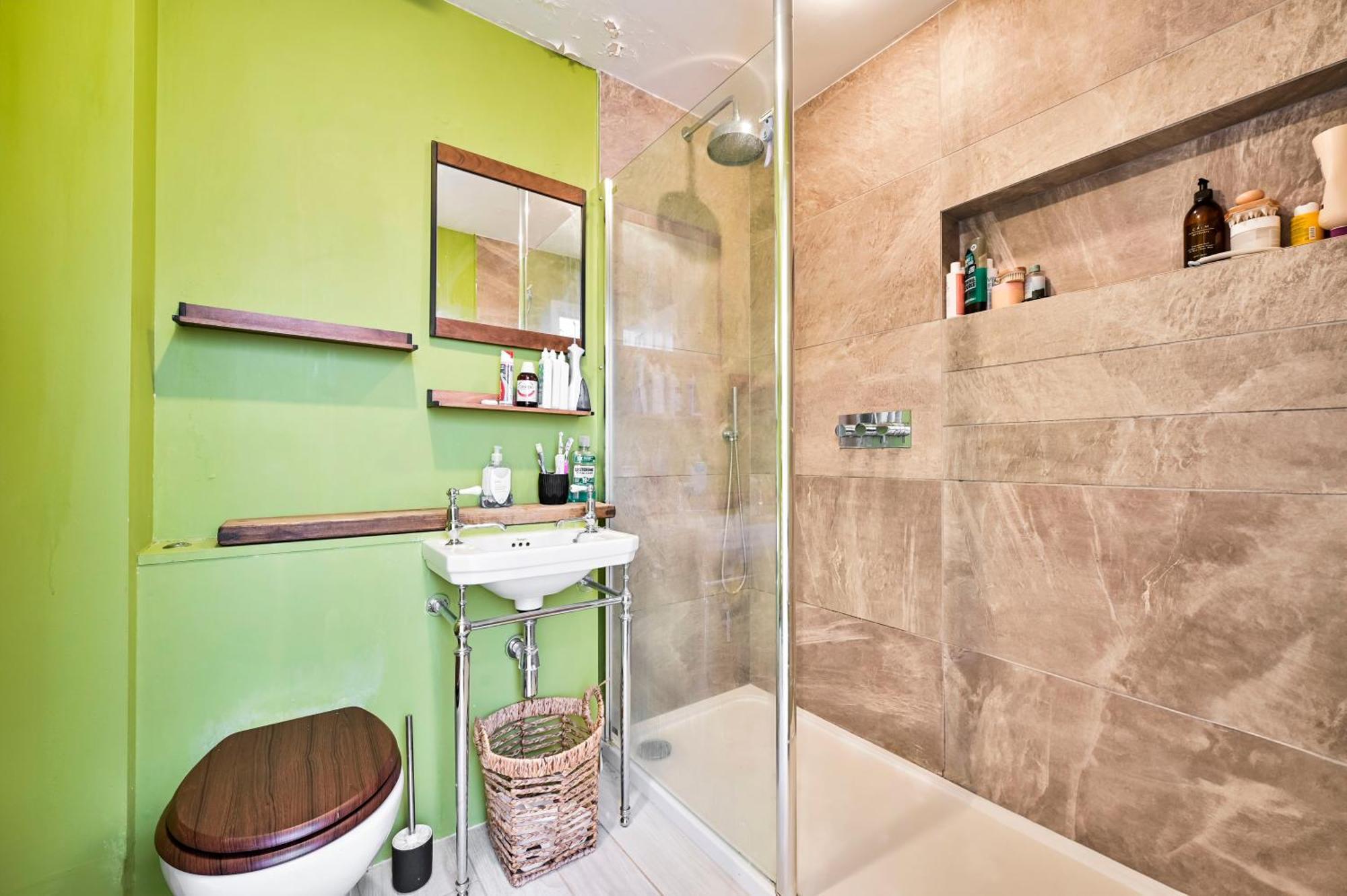 5 Bed House - Fancy - Sleep Up To 12 - * Londres