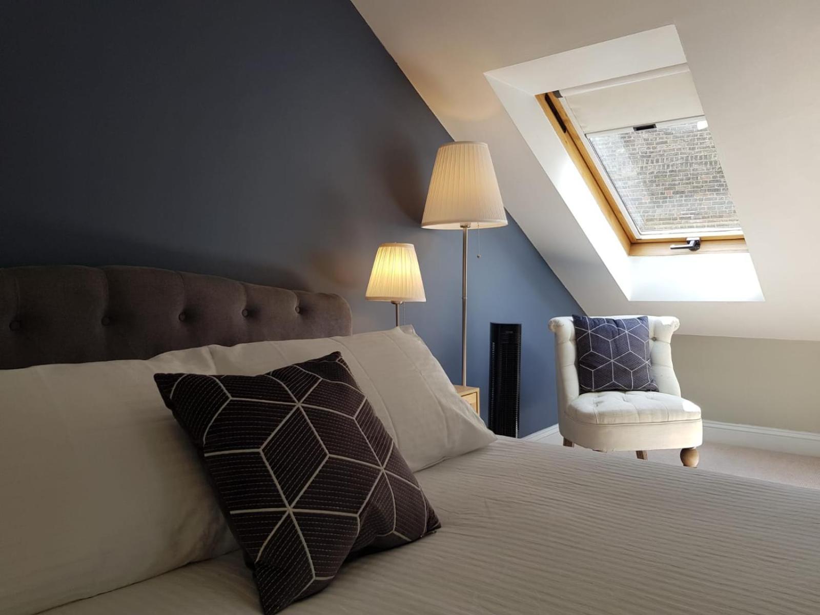 5 Bed House - Fancy - Sleep Up To 12 - Casa de Férias