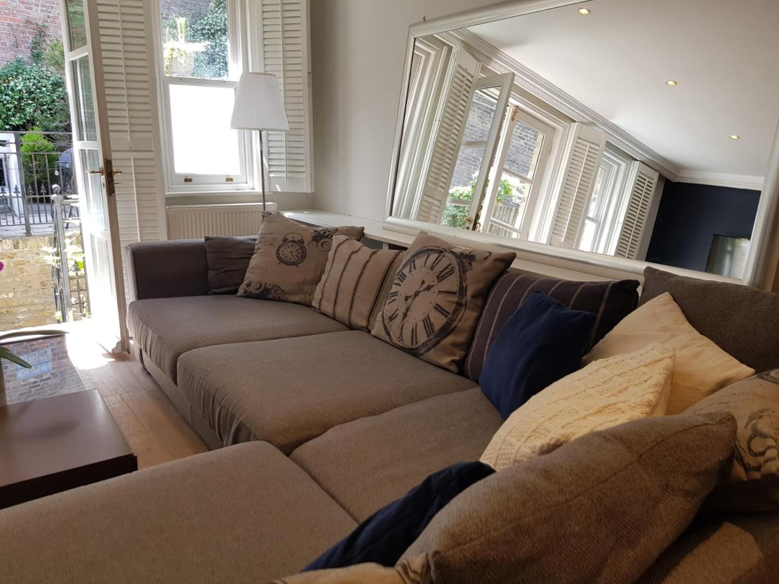Casa de Férias 5 Bed House - Fancy - Sleep Up To 12 - Londres