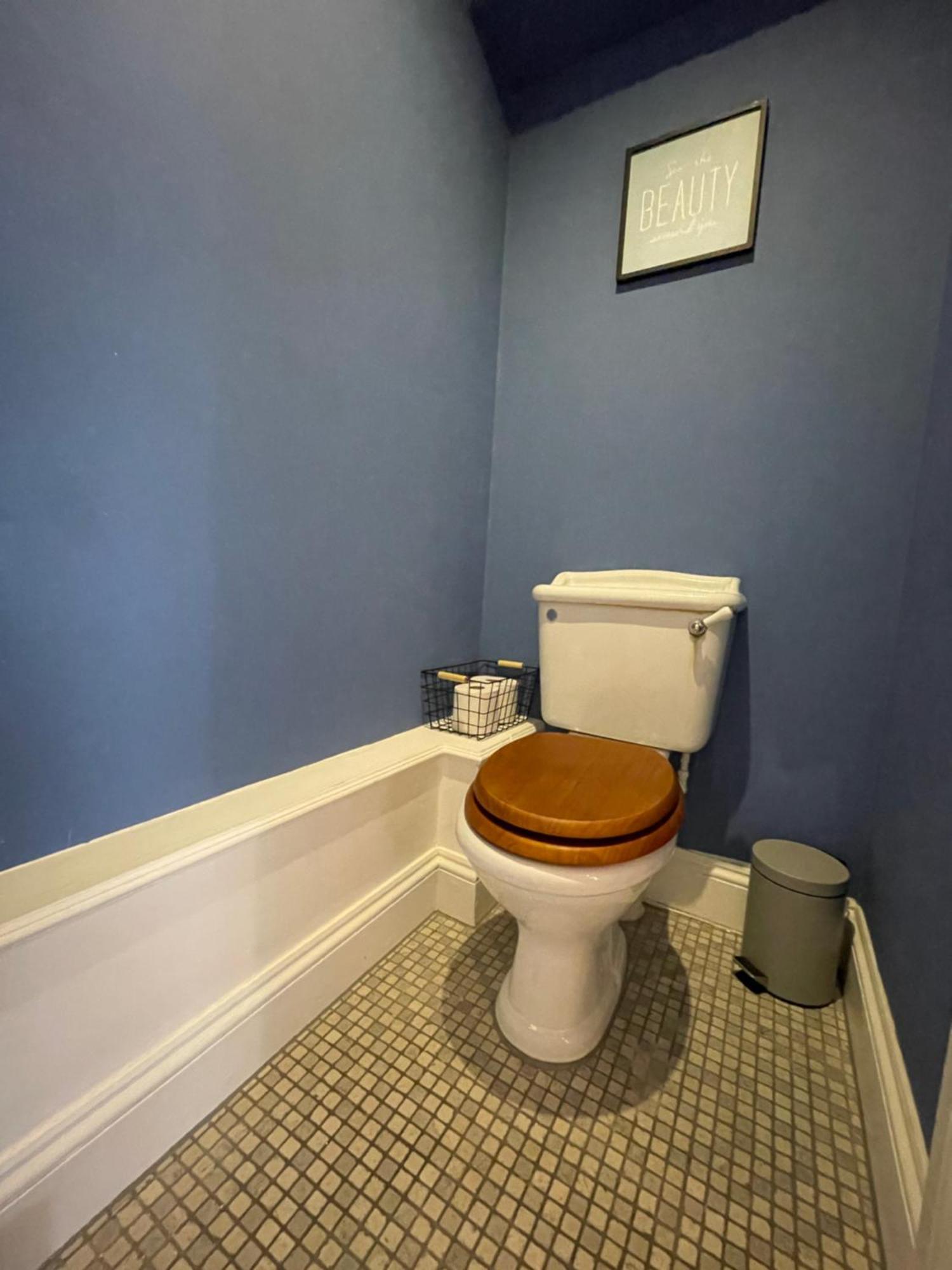 5 Bed House - Fancy - Sleep Up To 12 - Casa de Férias Londres