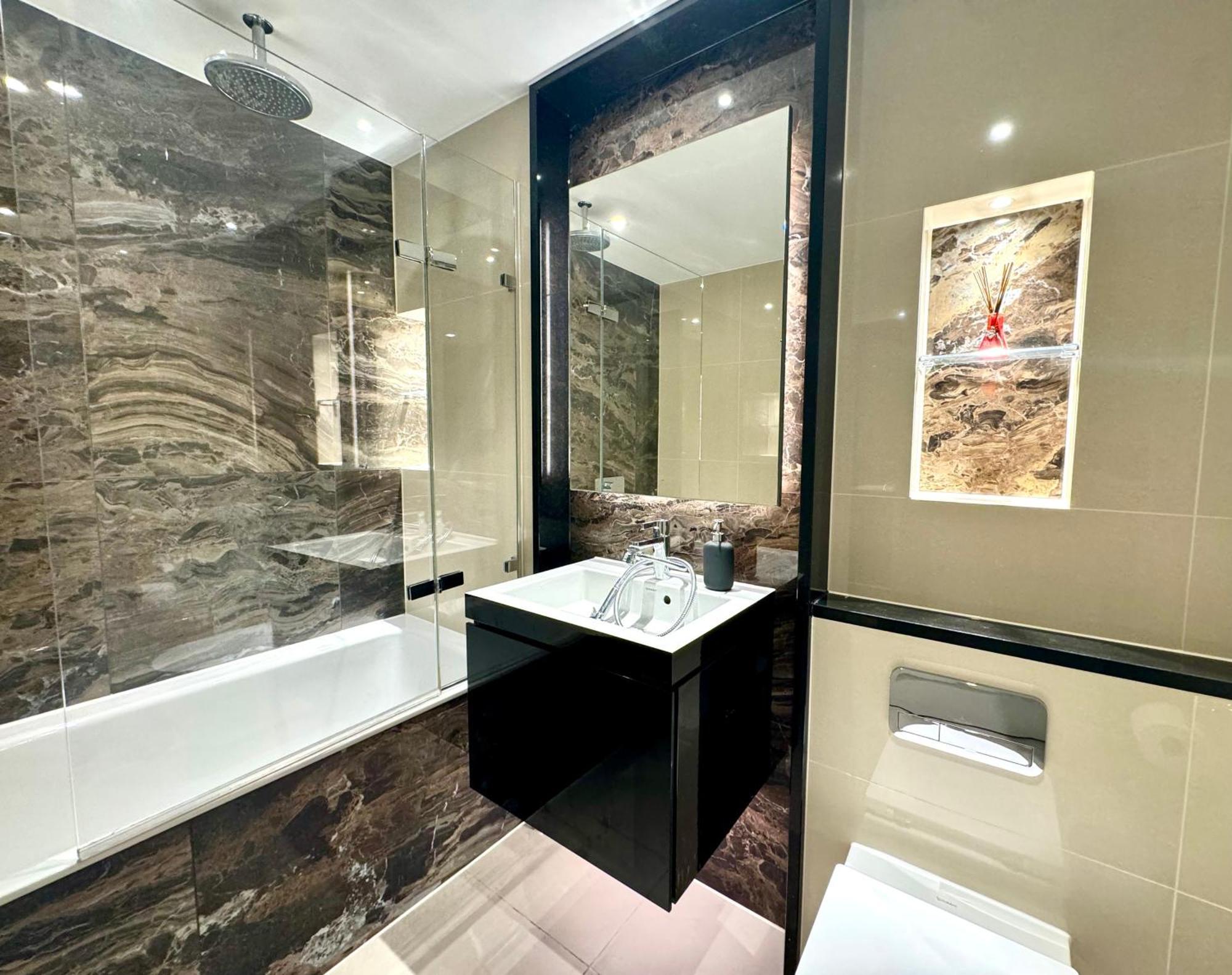 2 Bedroom Luxury Edgware Road By Wild Apartamento