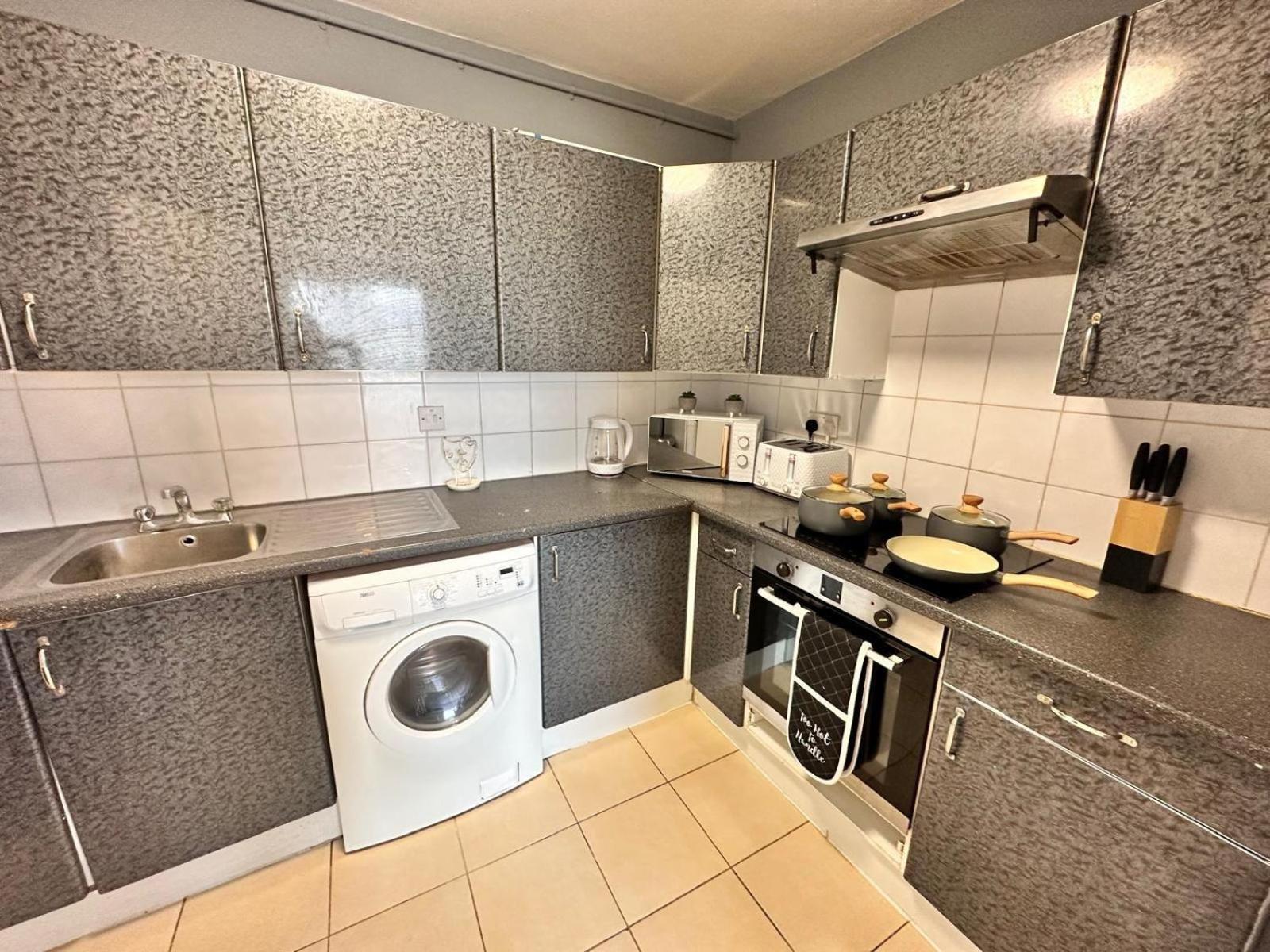 Kensington Two Bedroom Near Cromwell Hospital Appartement