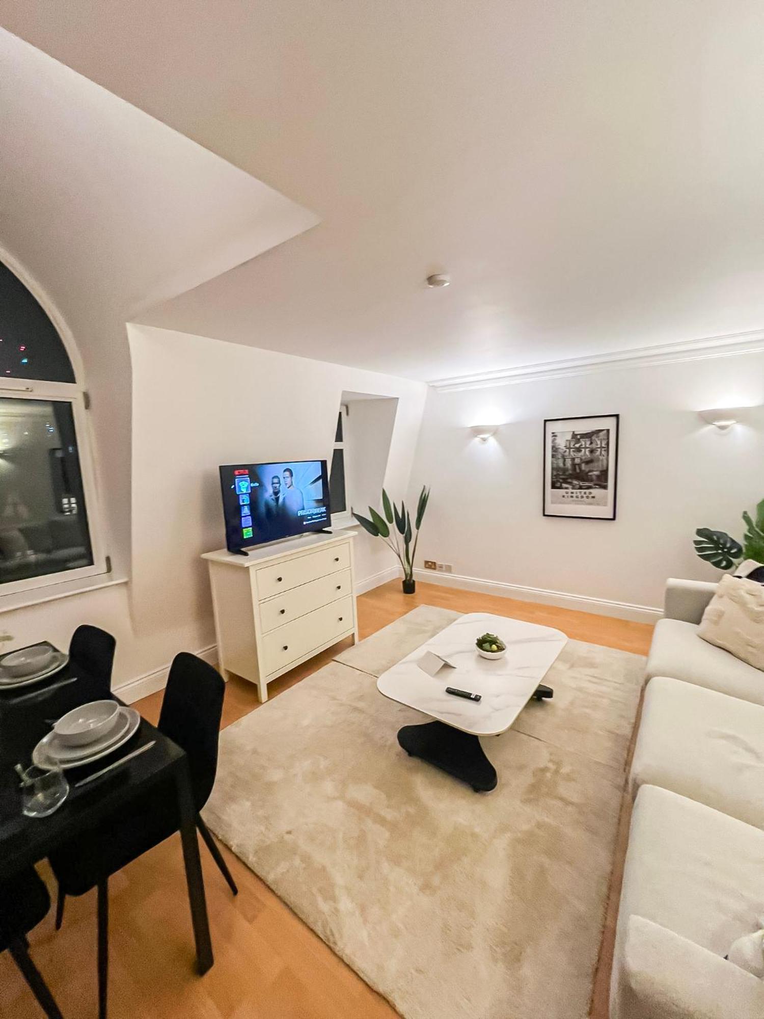 Lux 3 Bedroom Penthouse In Borough Near The Shard, Bermondsey Londres