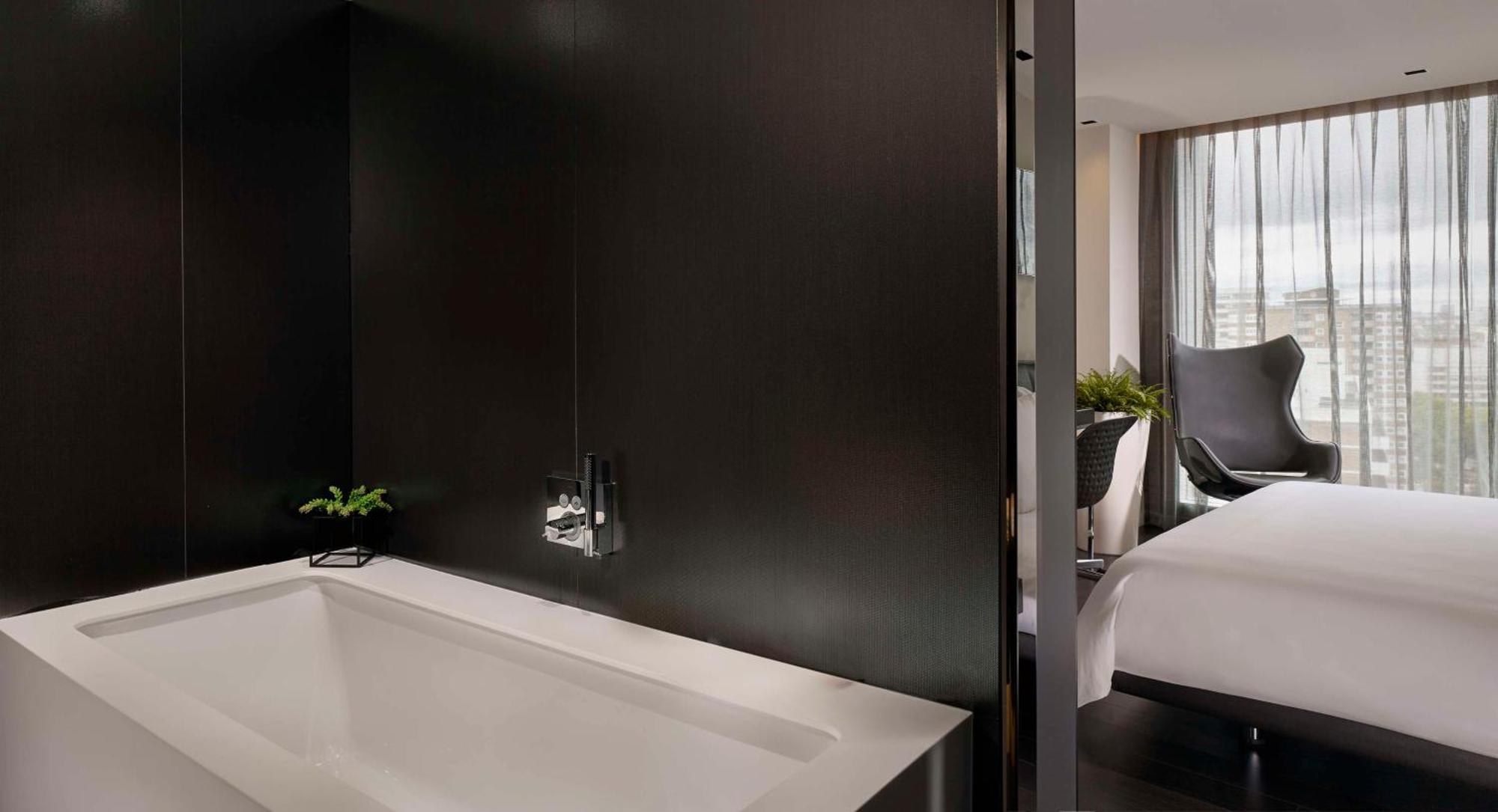Hotel Park Plaza Waterloo