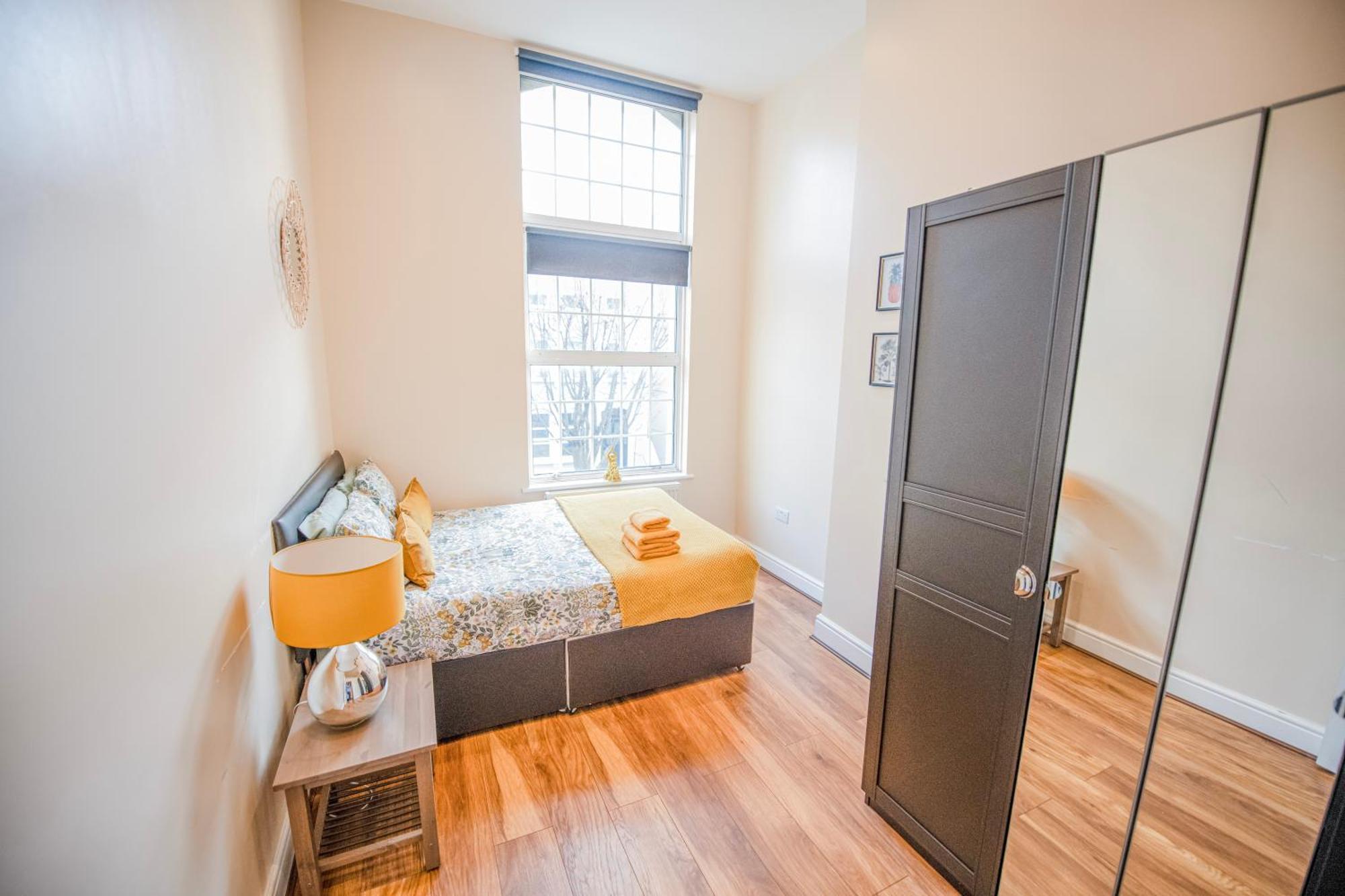 Charming 2-bedroom Flat In Shepherd's Bush, Near Hammersmith Apartamento