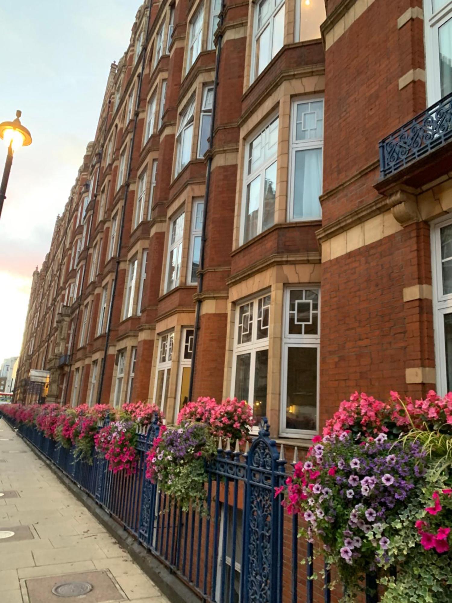 Baker Street 3 Bedroom And 3 Bathroom Fabulous Flat Appartement