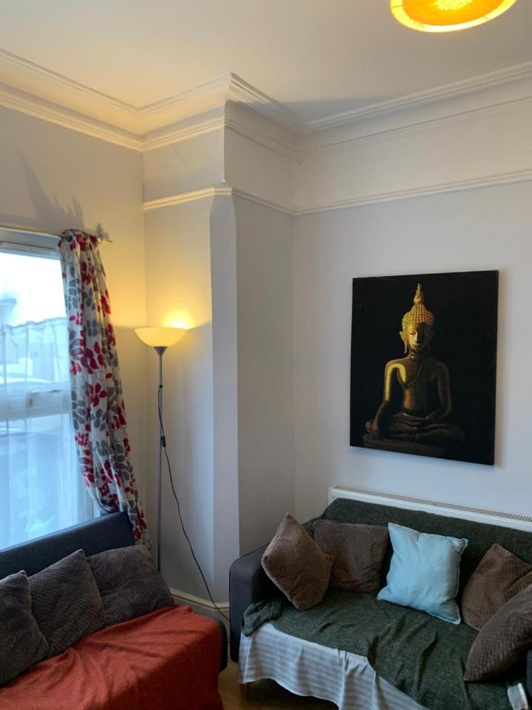 7 Bedroom Victorian House Zone 2 Ferienhaus