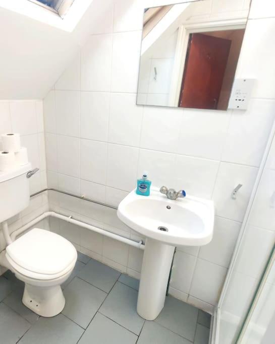 Finchley Road 16 Apartment London