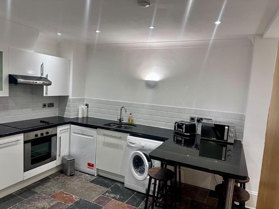 2bed2bath Flat * Londres