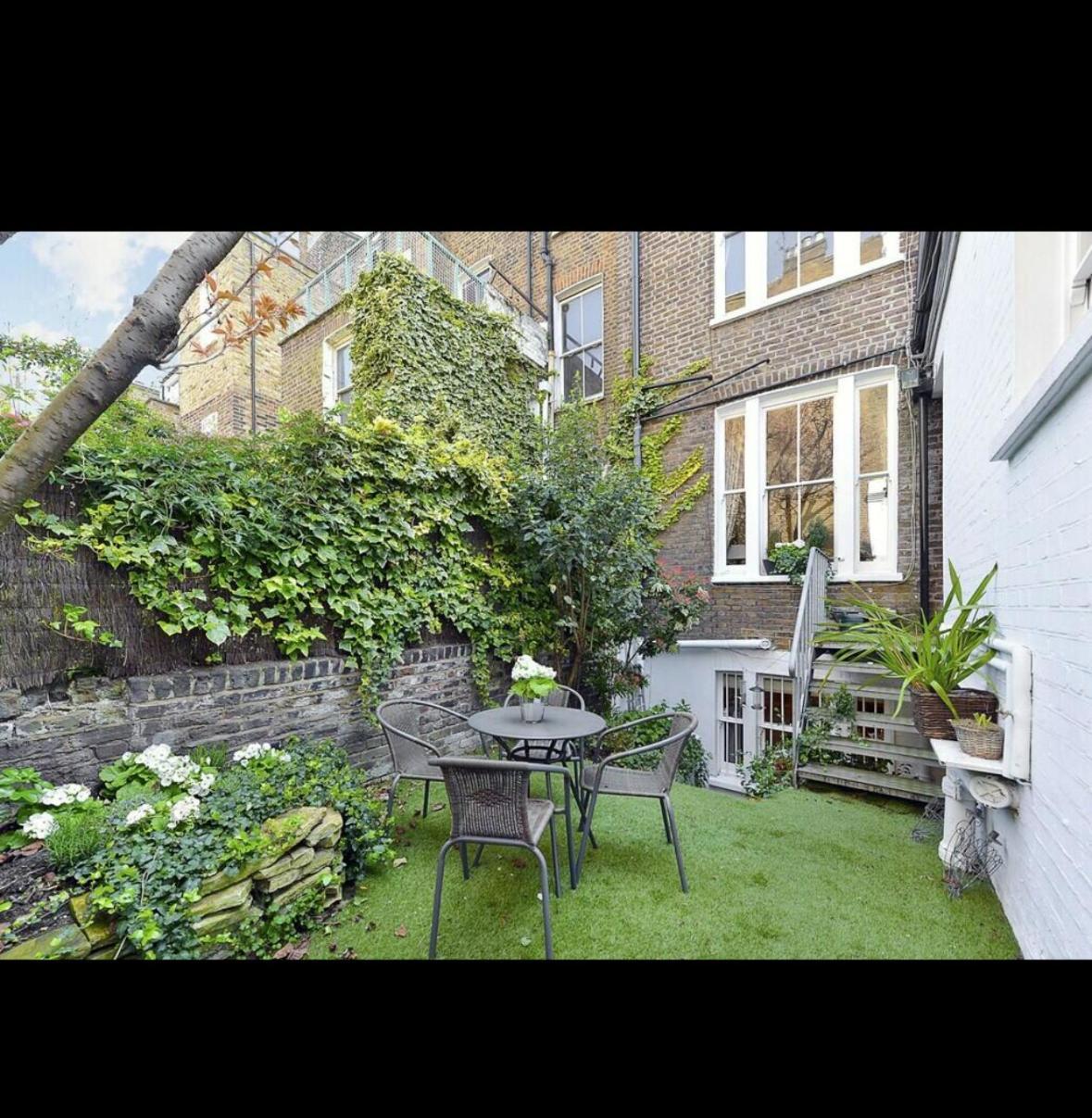 Chelsea Snug With Garden *
