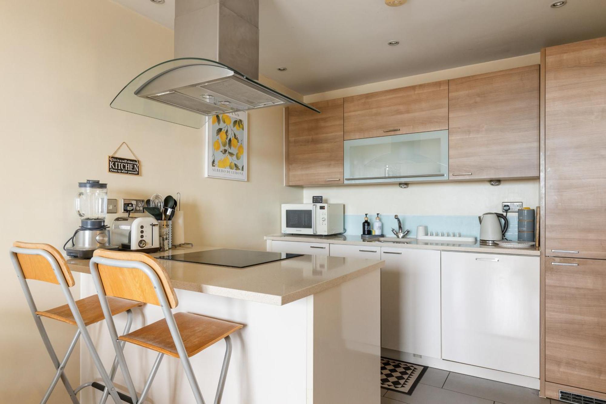 Stratford Skyview Apartment