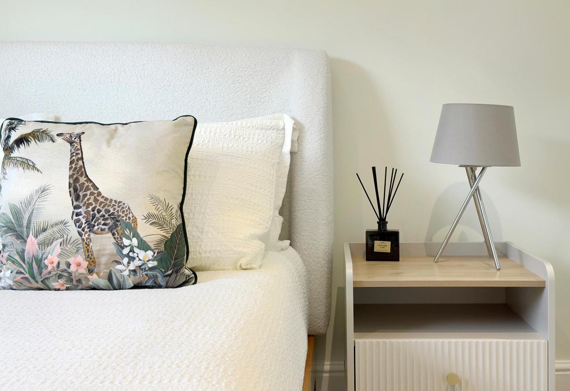 Apartamento Modern Flat 5 Min To Holland Park!