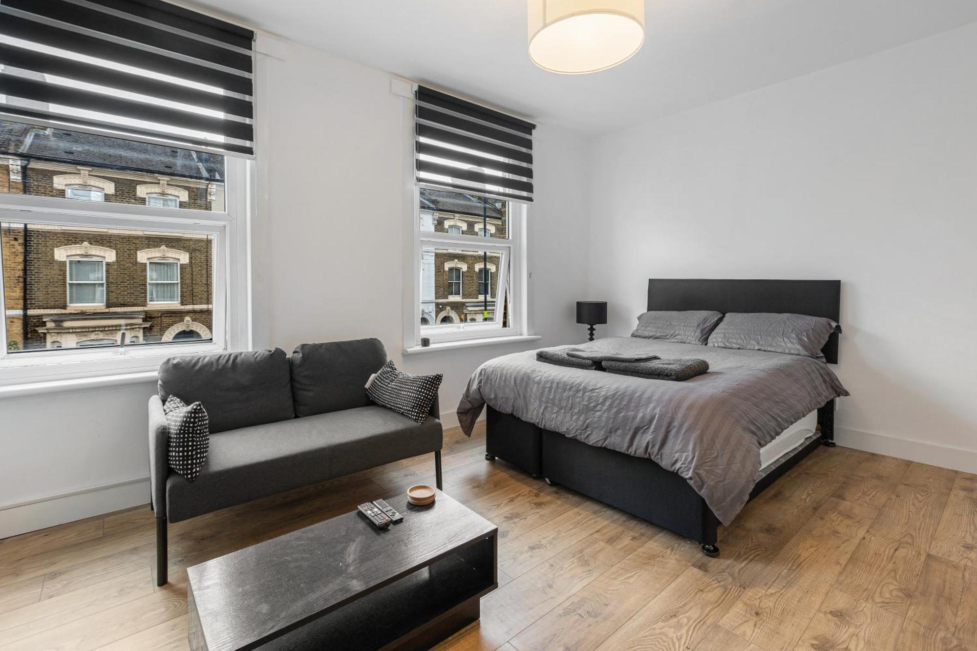 Apartment From London