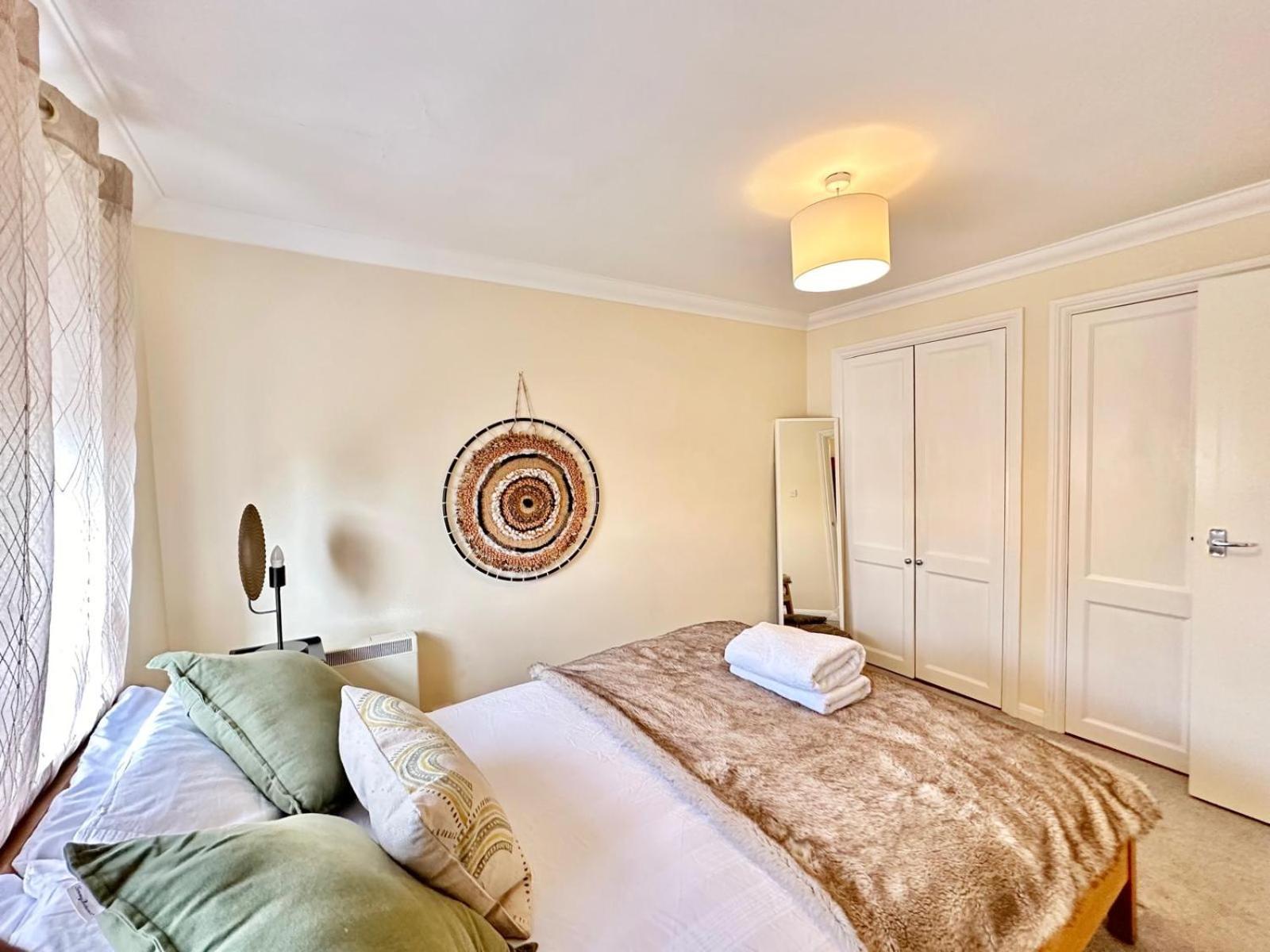Apartment Central Beautiful Two Bedroom London