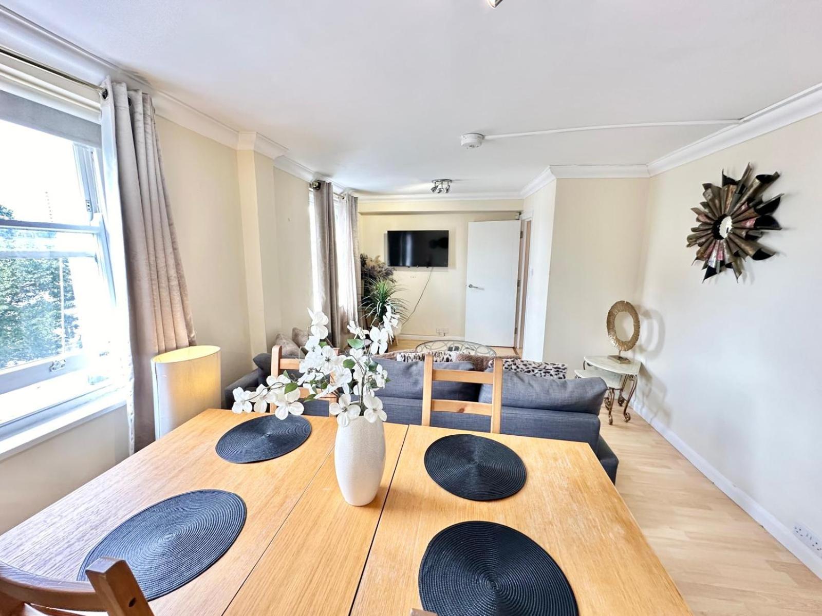 Central Beautiful Two Bedroom Apartment