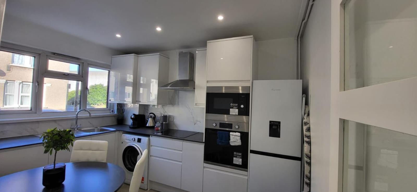 Delight Home-london Airport & Excel Hébergement de vacances