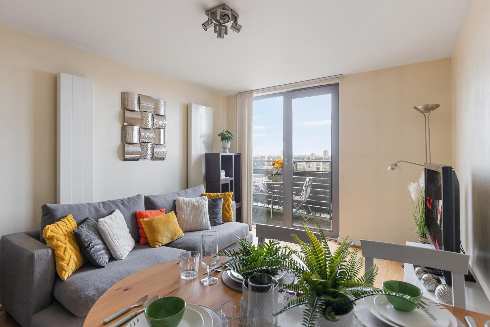 Stratford Skyview Apartment London