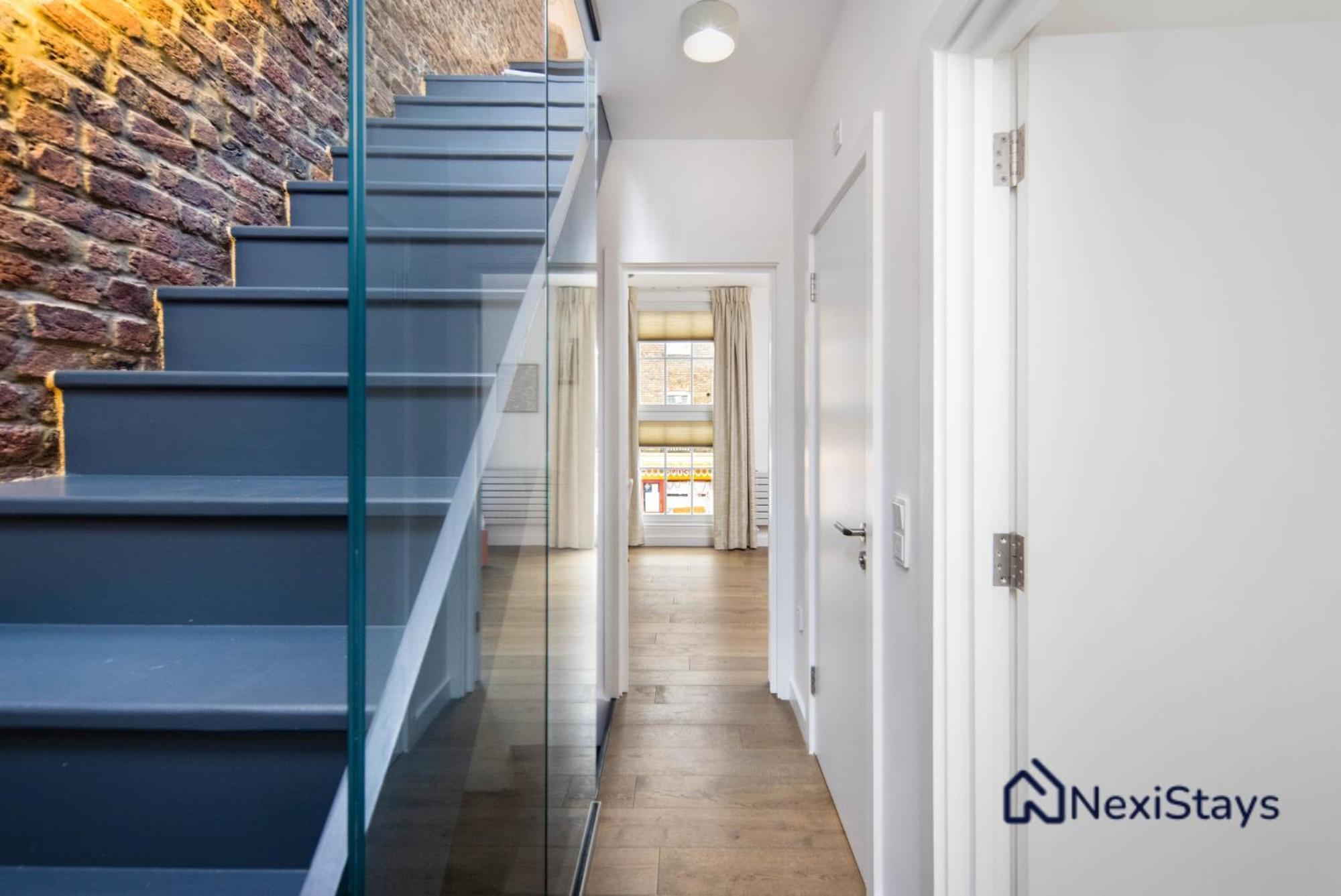 1 Min Walk To Euston Station, Modern Townhouse Londres