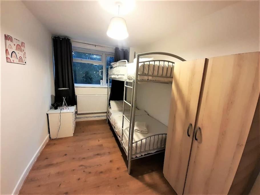Apartment Zone 1, 3bedroom With A Garden *