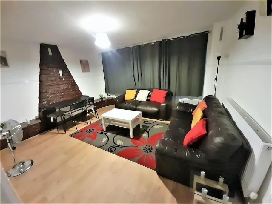 Zone 1, 3bedroom With A Garden * London