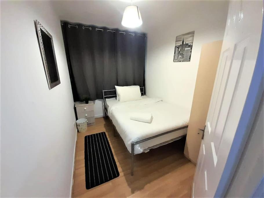 Apartment Zone 1, 3bedroom With A Garden