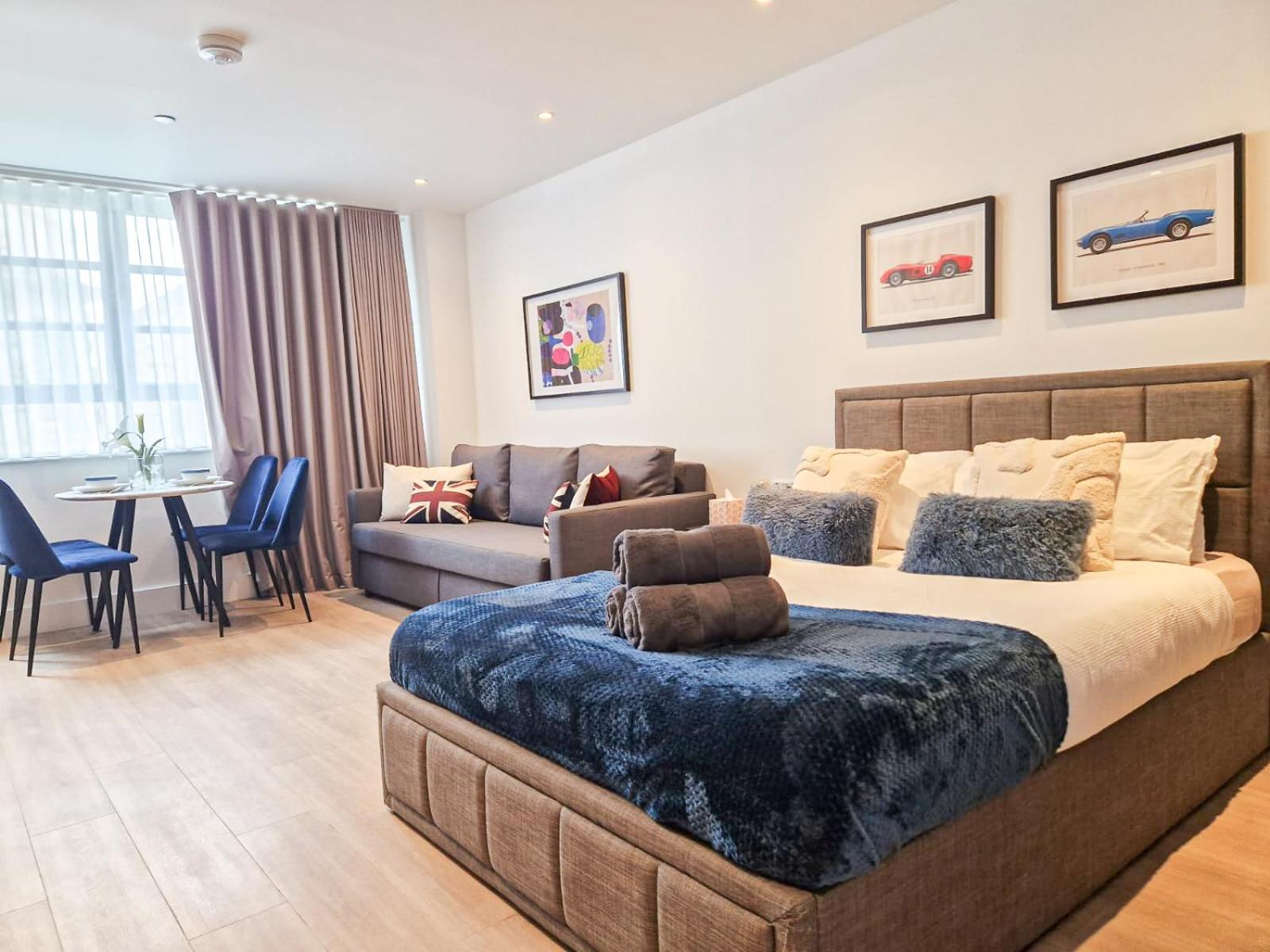 Modern & 3bedroom Flat With Pvt Balcony Steps From Regent's Park Apartamento *