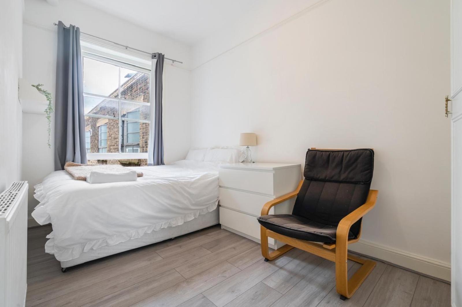 2 Bedroom Flat Sw9 -2min Walk From Brixton Station, Free Off Road Parking Apartamento Londres