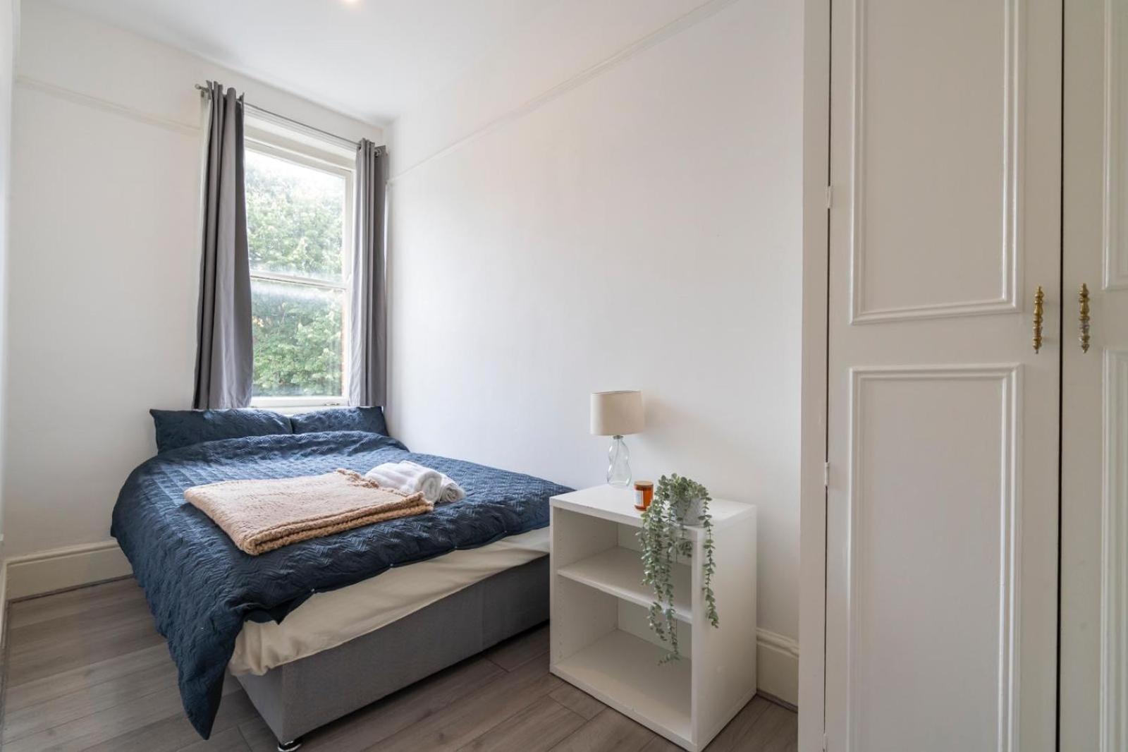 2 Bedroom Flat Sw9 -2min Walk From Brixton Station, Free Off Road Parking Apartamento