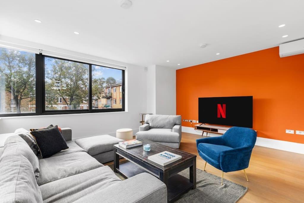 Stylishly Designed 4 Bedroom Appartement Londres