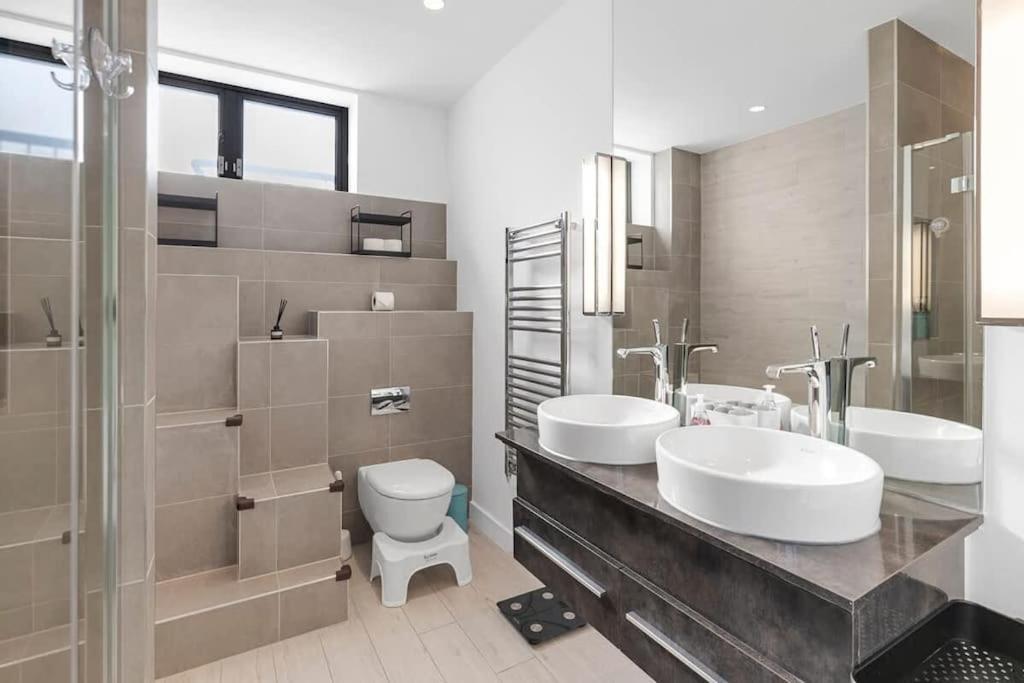 Appartement Stylishly Designed 4 Bedroom Londres
