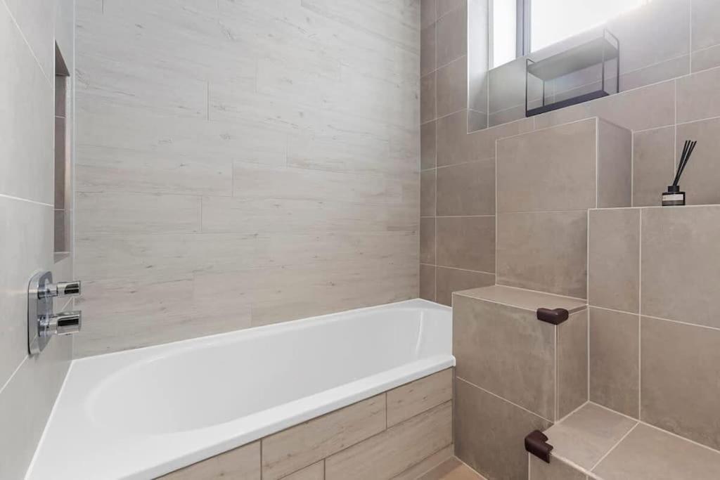 Stylishly Designed 4 Bedroom