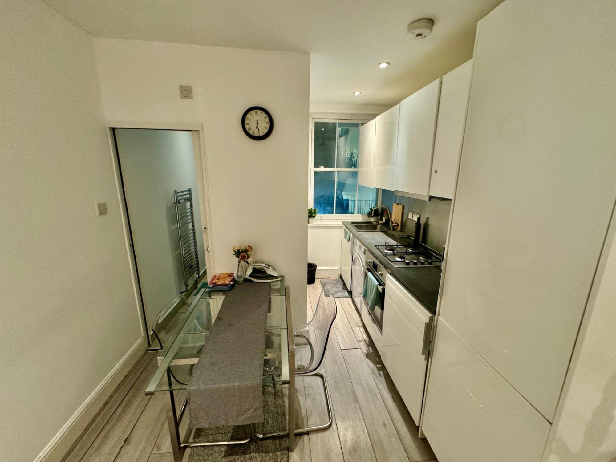 King's Cross Station Central Private Flat4 Séjour chez l'habitant *