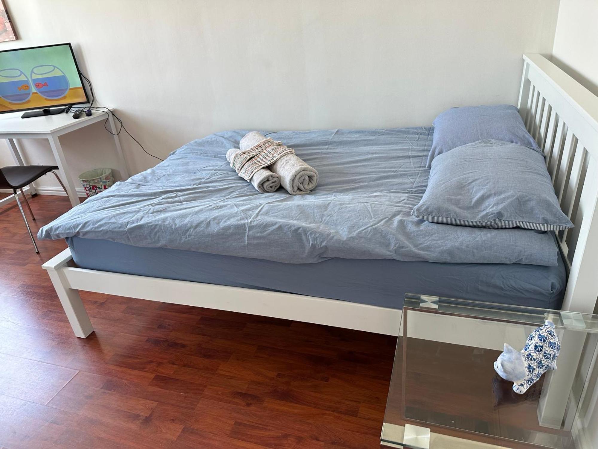Bed and breakfast White