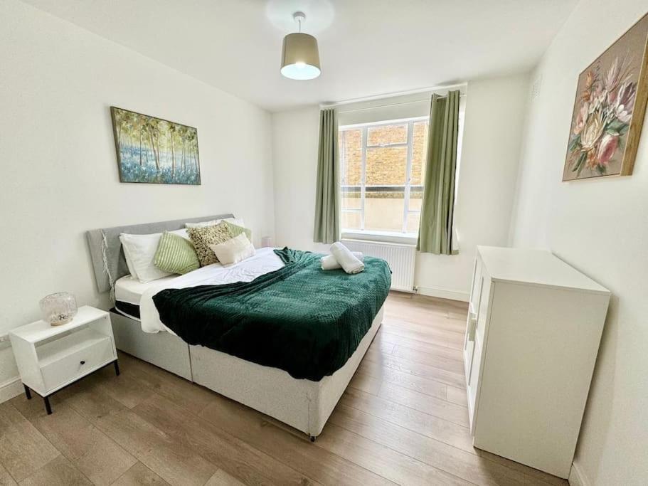 Baker Street Station 2 Bed Appartement *