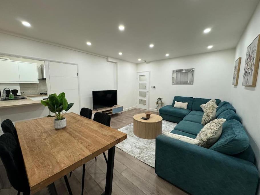 Baker Street Station 2 Bed * Londres