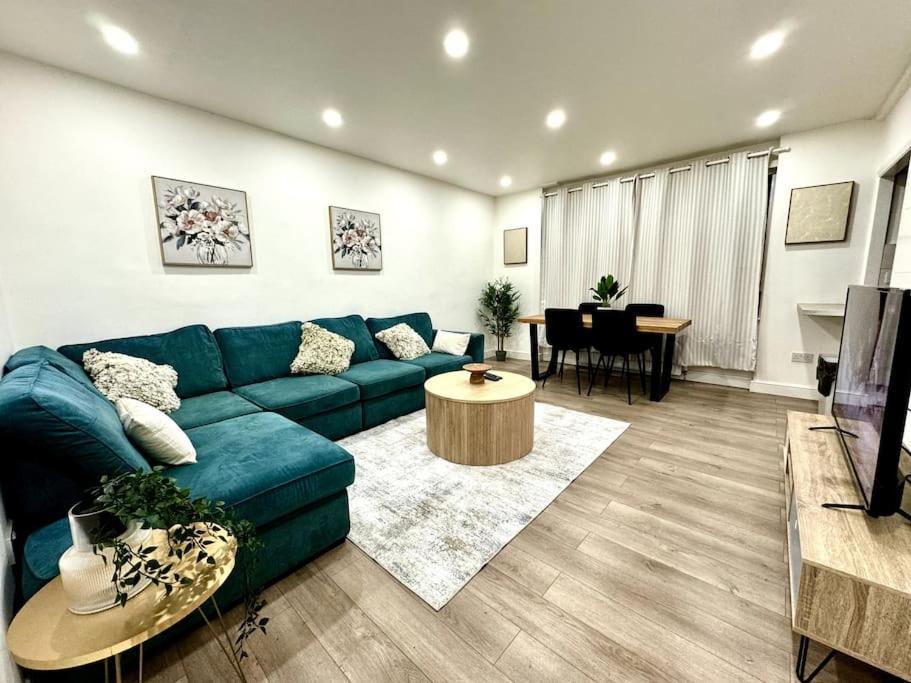 Baker Street Station 2 Bed Londres