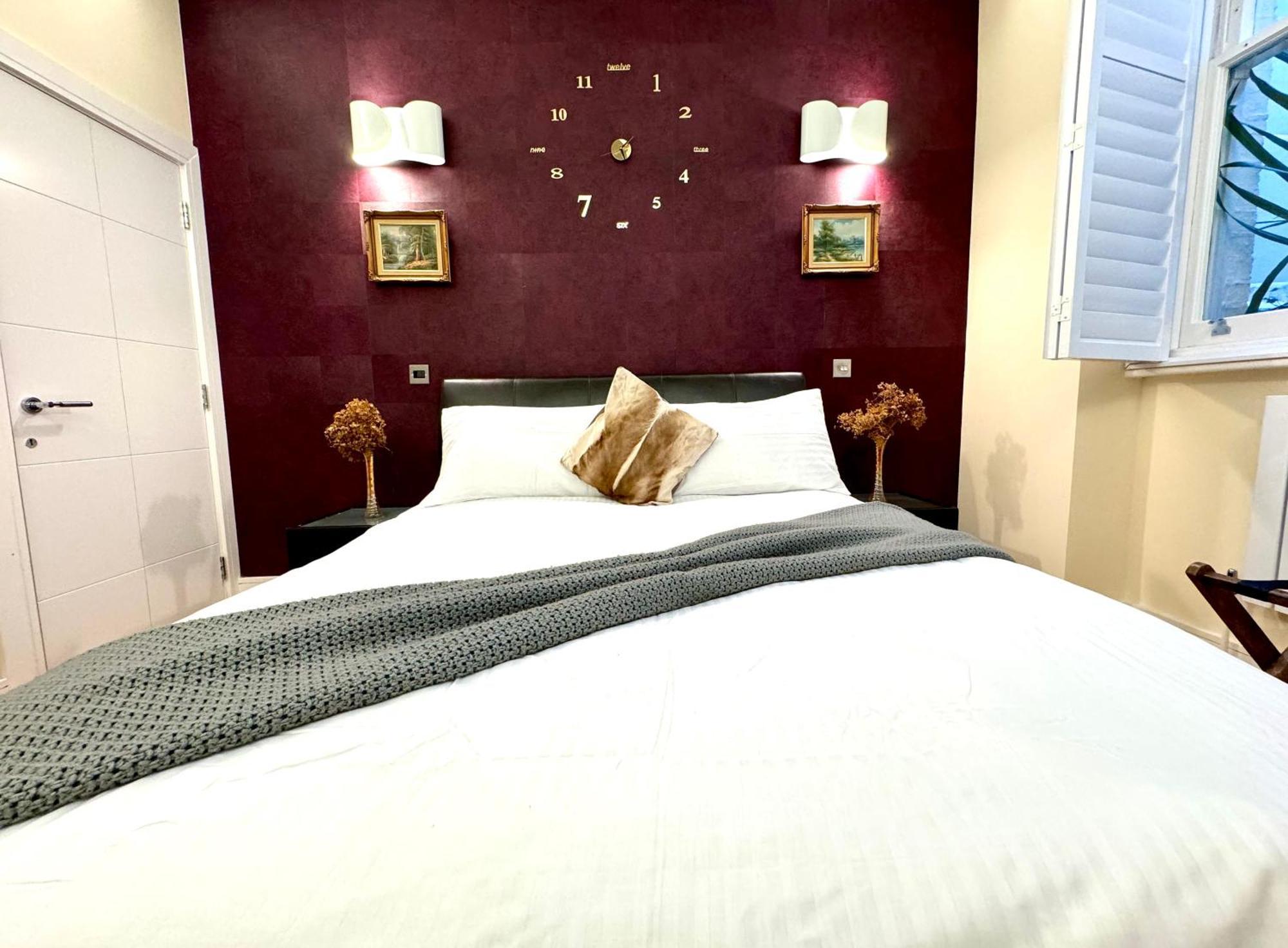 2 Bedroom In South Kensington By Wild Apartamento