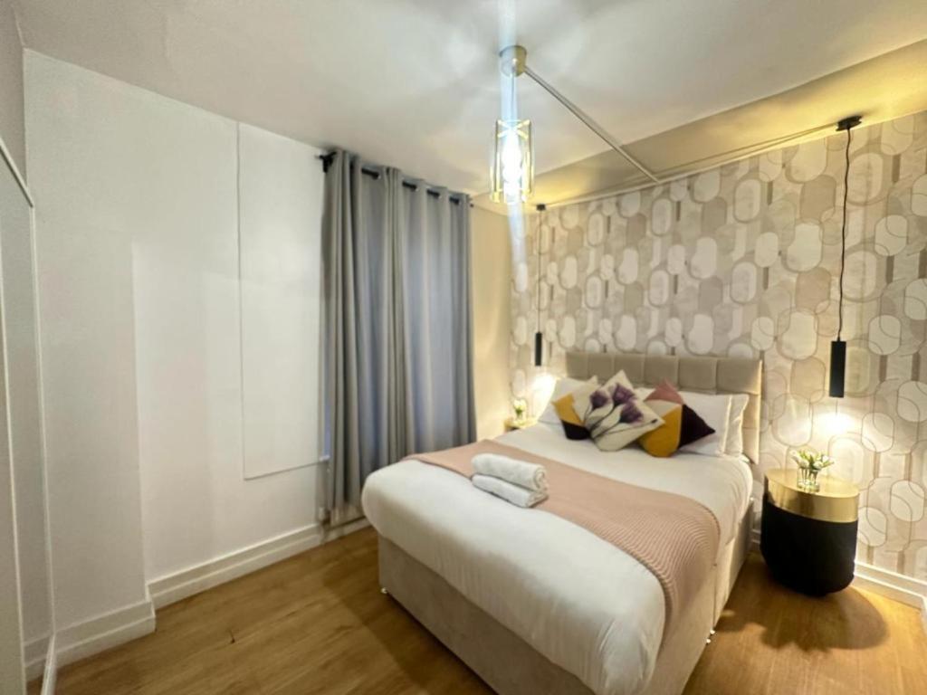 Affordable Two Bedroom In Apartamento Londres