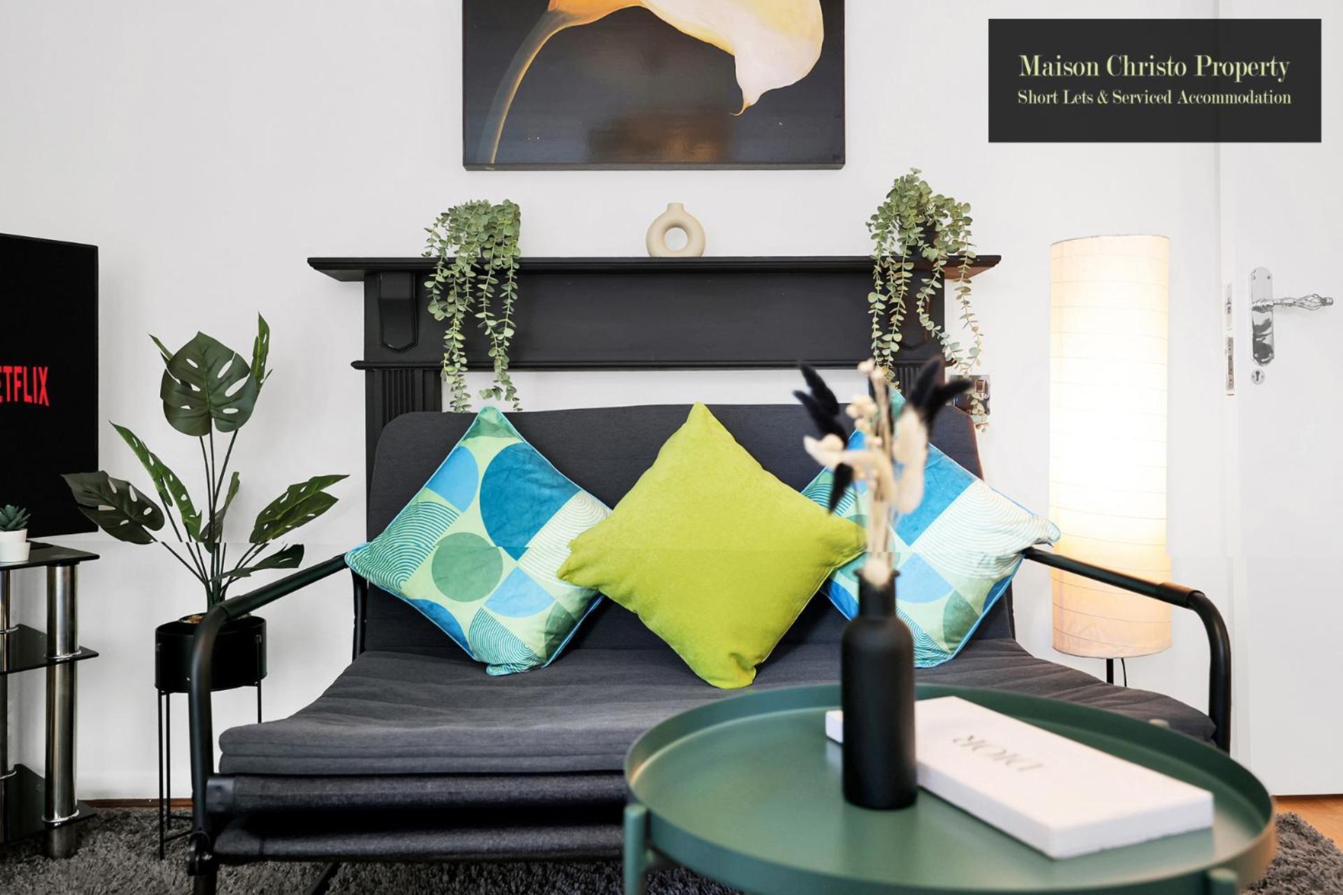 Weekly Or Monthly Stays, London, Stepney Green, 2bedroom Apt, Sleeps 6, Servcied By Maison Christo Short Lets & Serviced Accomdation Appartement