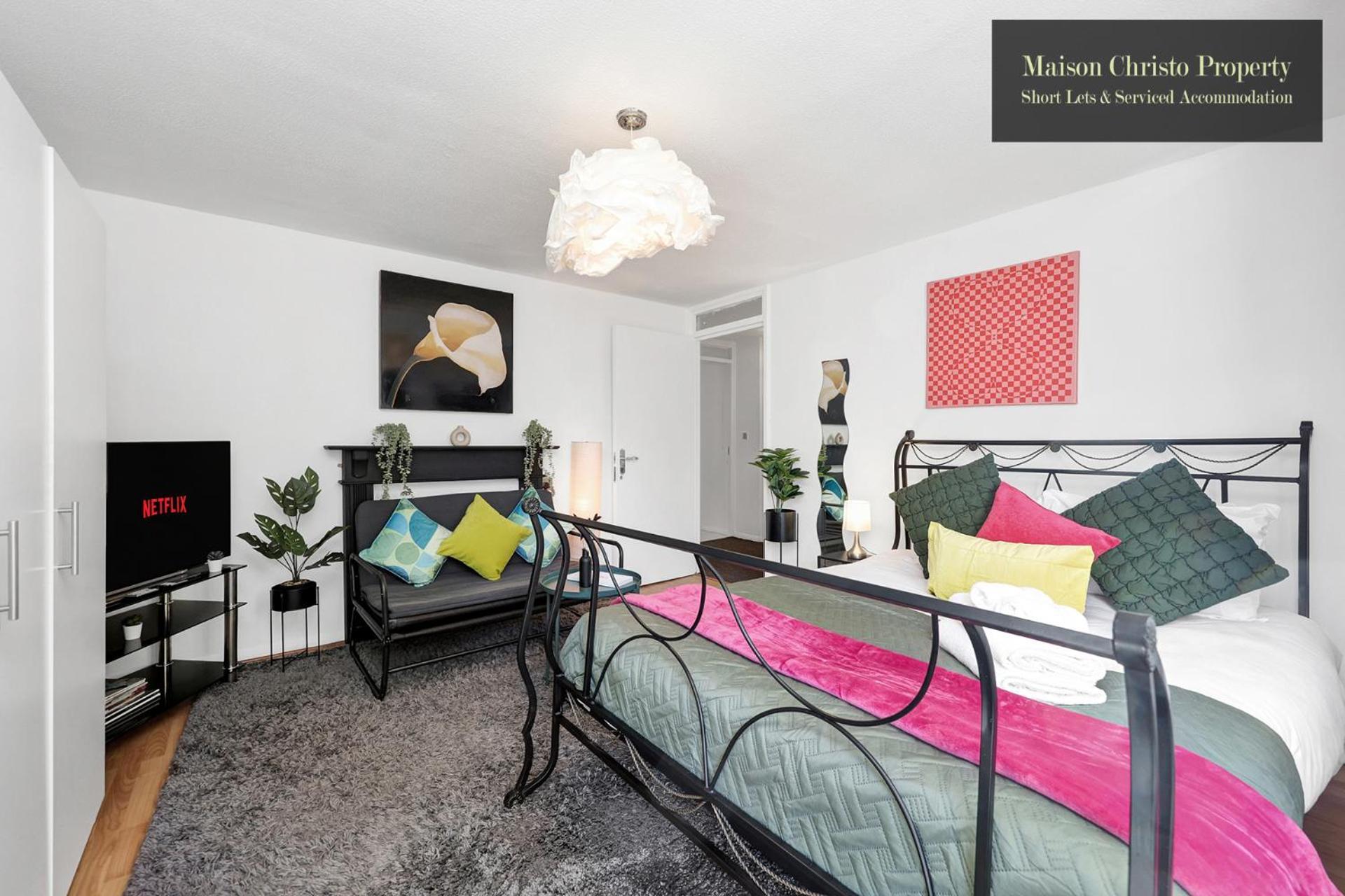 Weekly Or Monthly Stays, London, Stepney Green, 2bedroom Apt, Sleeps 6, Servcied By Maison Christo Short Lets & Serviced Accomdation * Londres